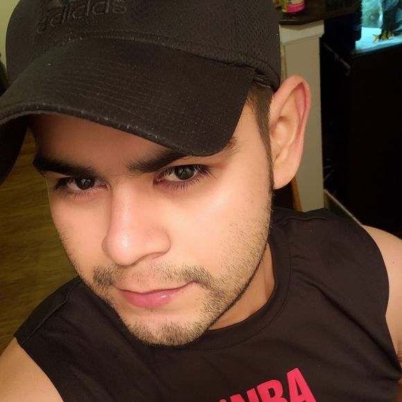 Meet your Posher, Alfonso - Picture 1 of 1